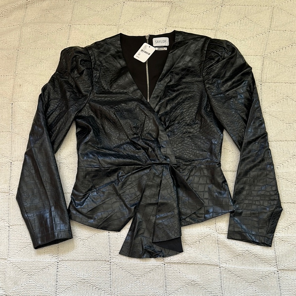 Saylor Black Textured Women's Top